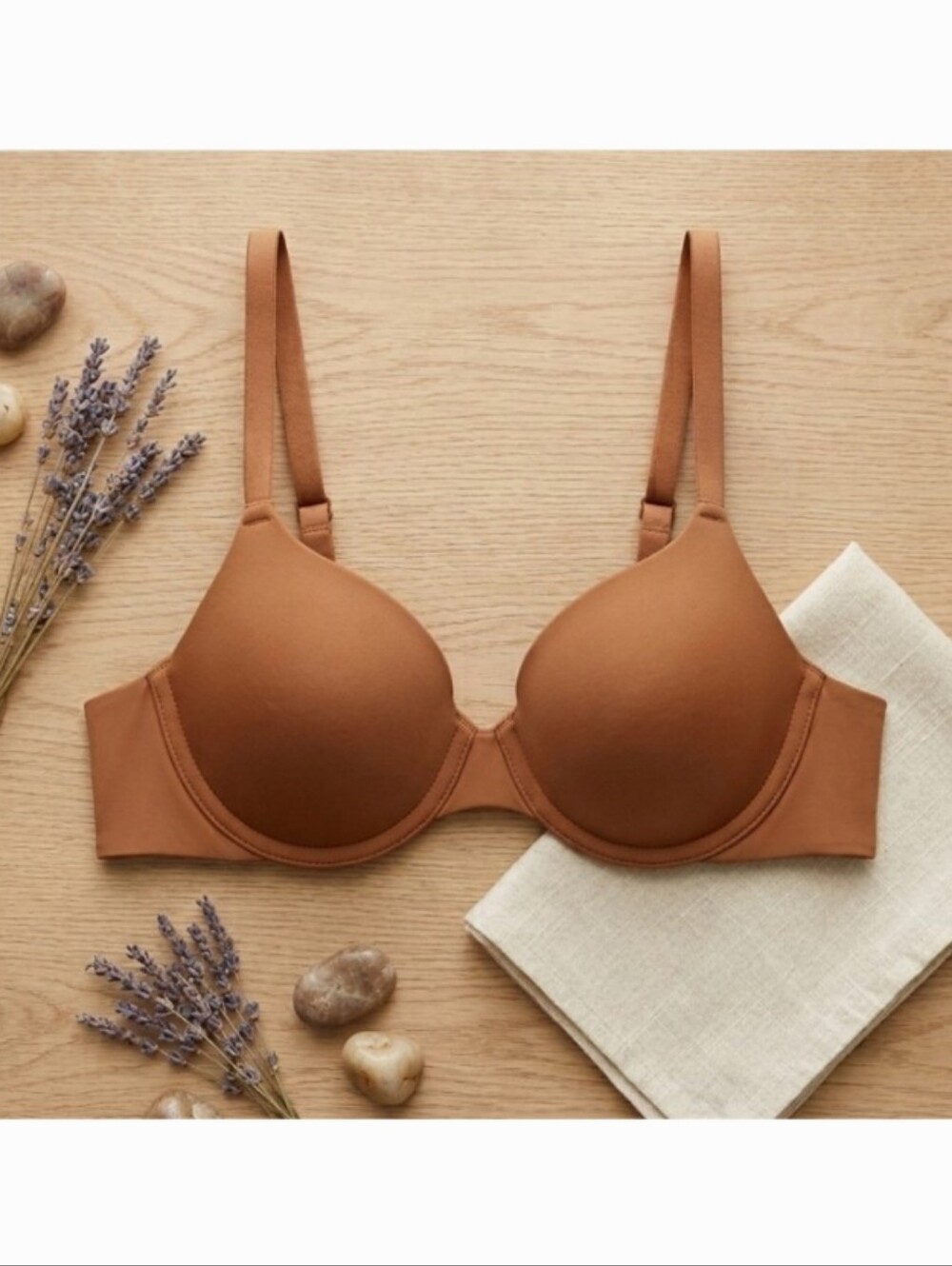 Amazon Essentials Tawney Flesh Brown Bra Padded Adjustable Strap 32A Brazier NWT
